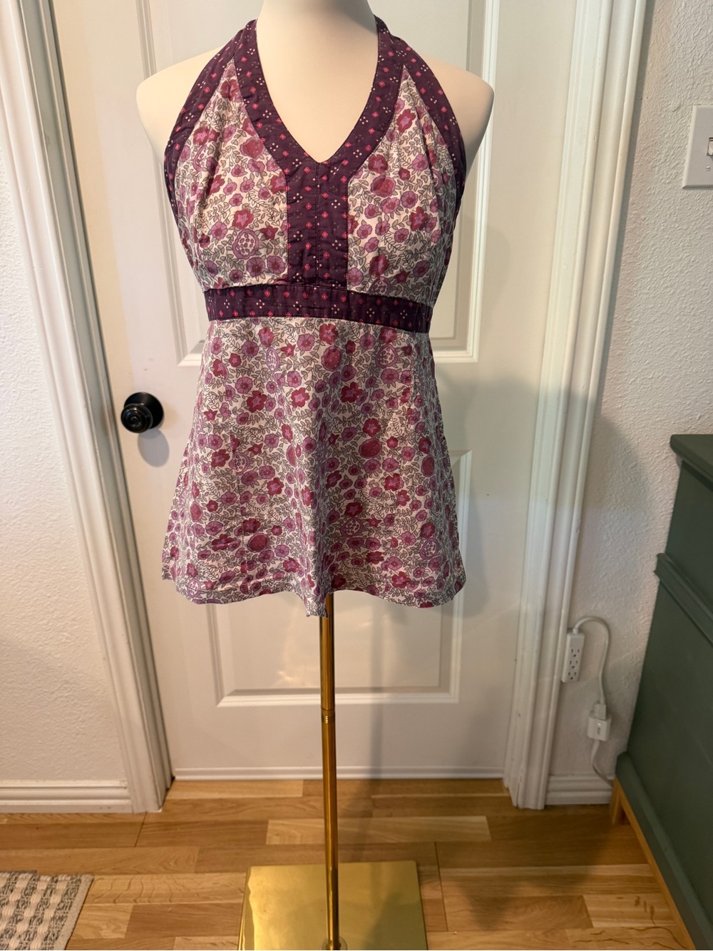Vintage Gap Floral Halter Tank with Plum Trim